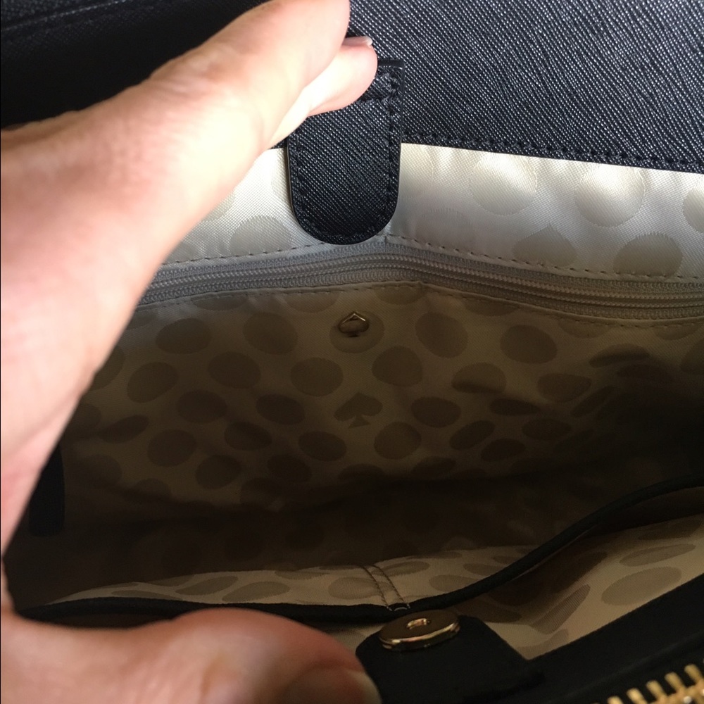 Kate Spade Purse - Picture 4 of 6