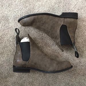 Chelsea Lorraine Boots from Guiltysoles.