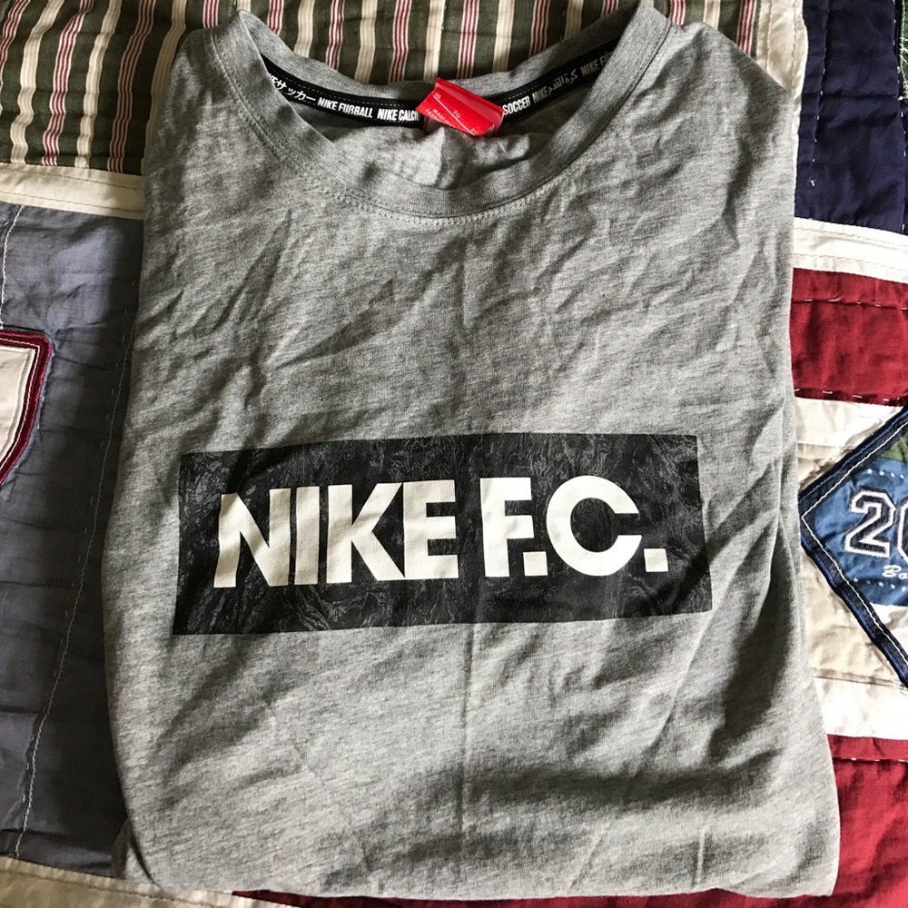 Nike FC t-shirt