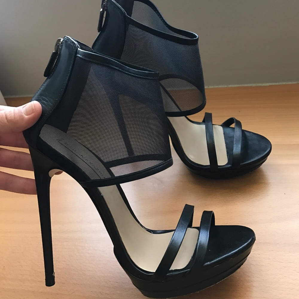 Bcbg Black Strappy Heels "Ma-Ferned" mesh/calf