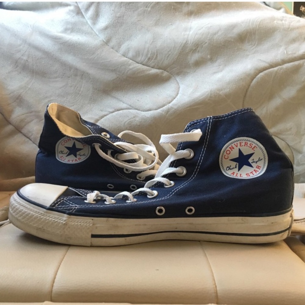 Blue high top converse