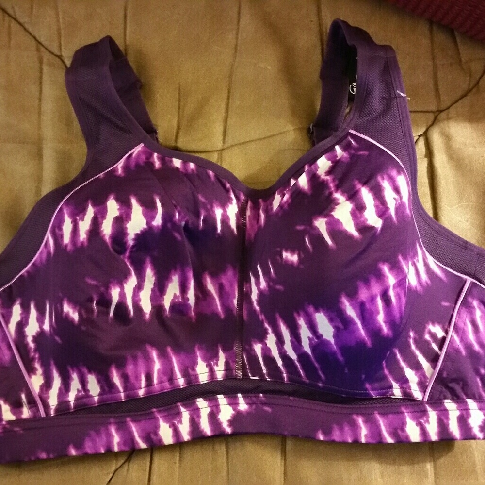 Ambrielle Sports Bra