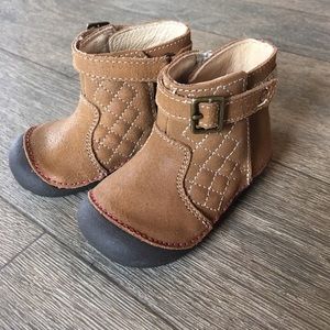 NWT stride rite boots baby size 4.