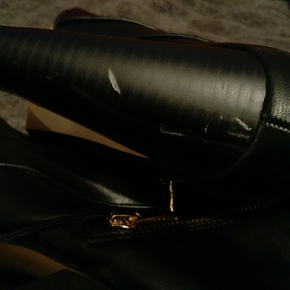 BCBG Ankle Boots - Picture 2 of 3