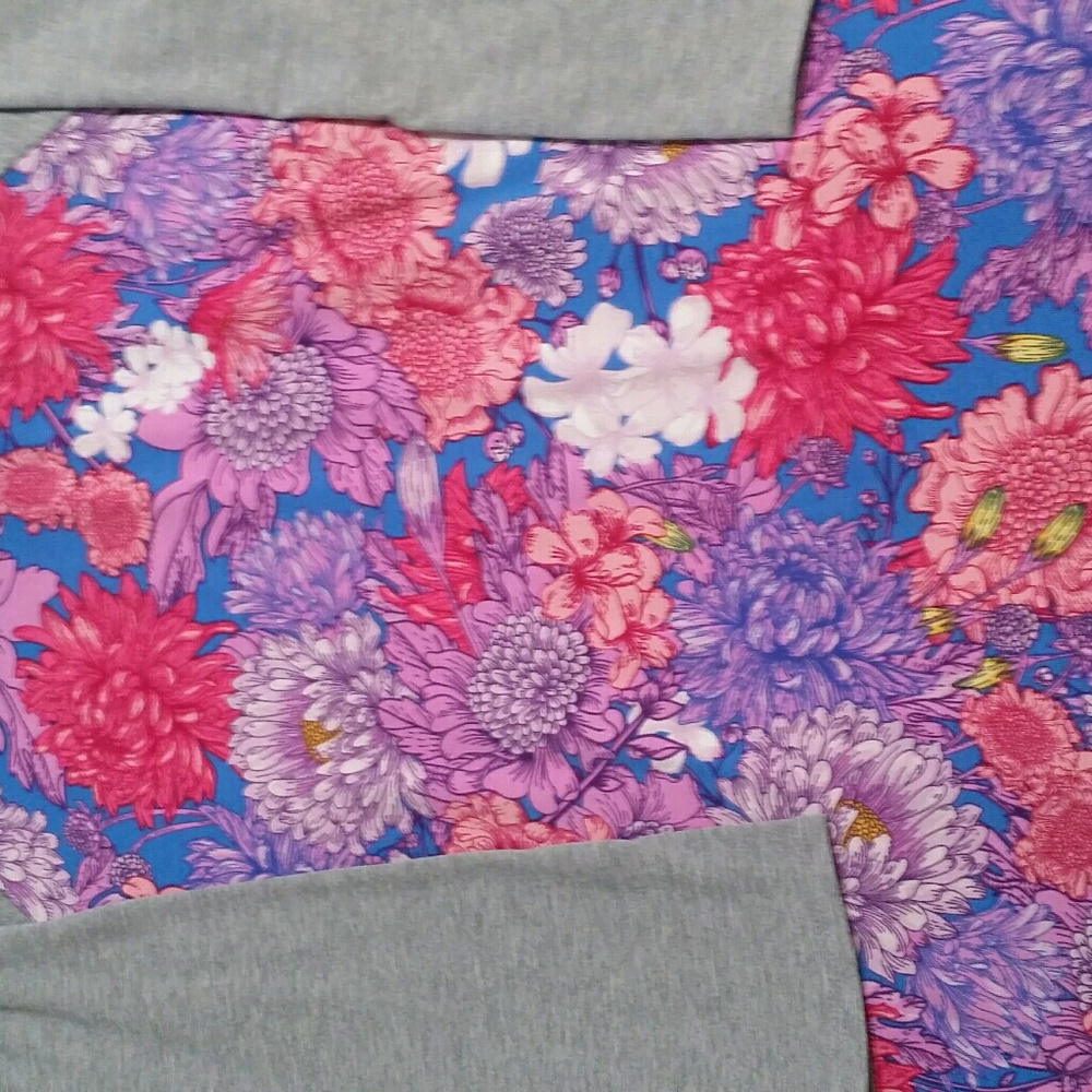 Gorgeous Floral Randy