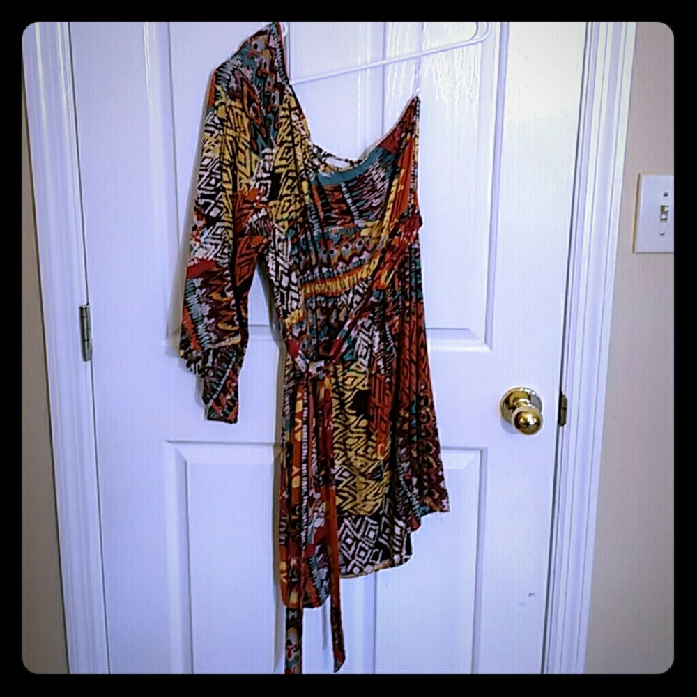 NWOT Boutique Tribal Pattern One Shoulder Dress