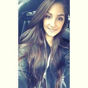 Meet your Posher, Vanessa