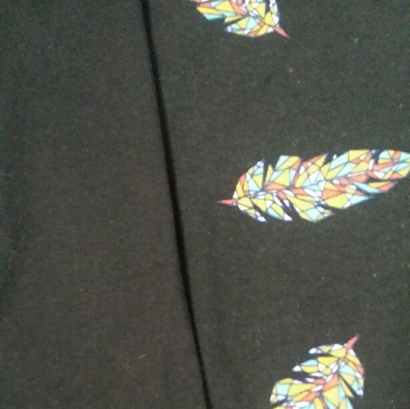 Feather Randy - Picture 2 of 4