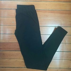 Juniors Black Leggings