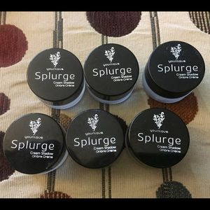 Younique Splurge eyeshadow pots