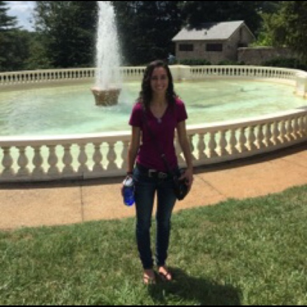Meet your Posher, Marisa