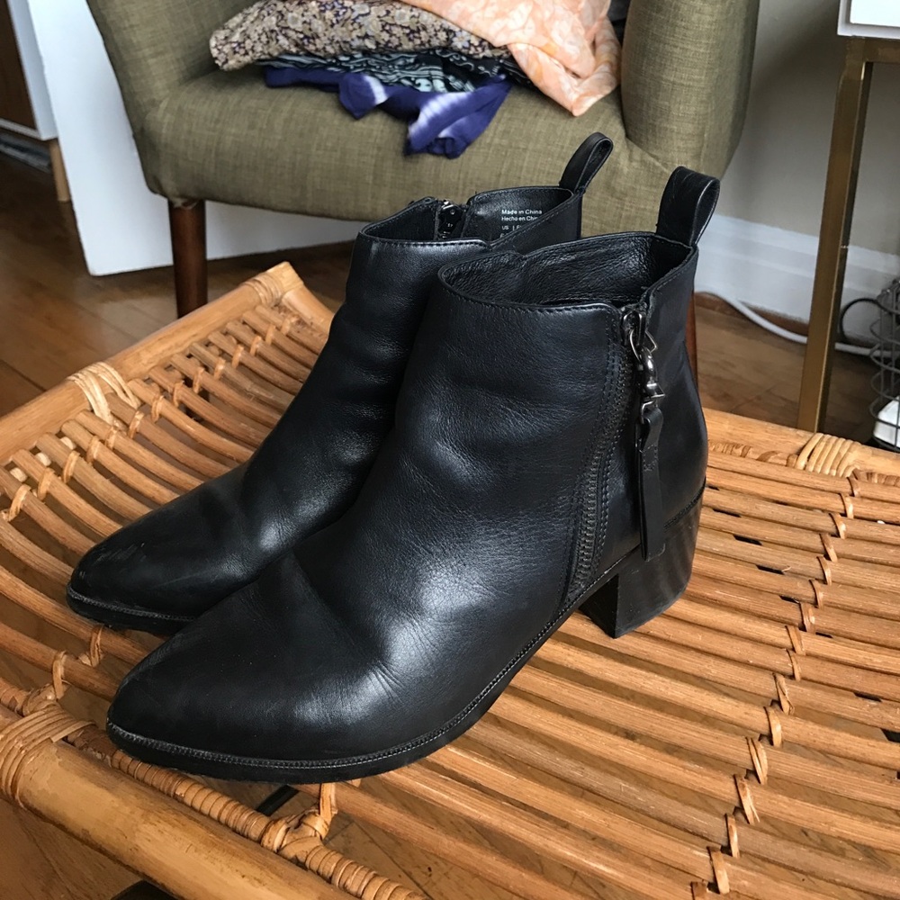 ALDO booties - Picture 2 of 3