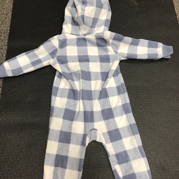 Carters 6M Warm onesie - Picture 2 of 3