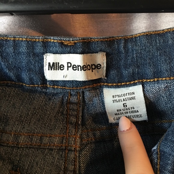 Jeans - Picture 2 of 3