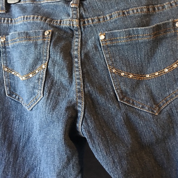 Jeans - Picture 3 of 3