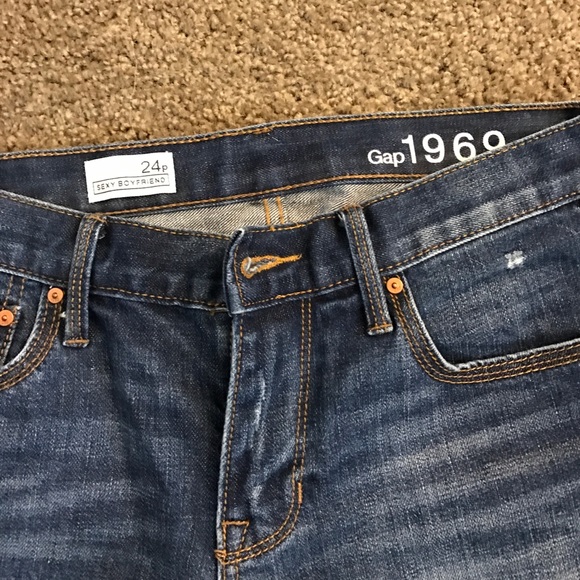 Capris - Picture 3 of 4