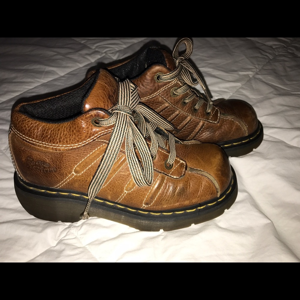 Size 7 Women's Dr Marten Shoes