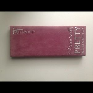It cosmetics naturally pretty romantics palette