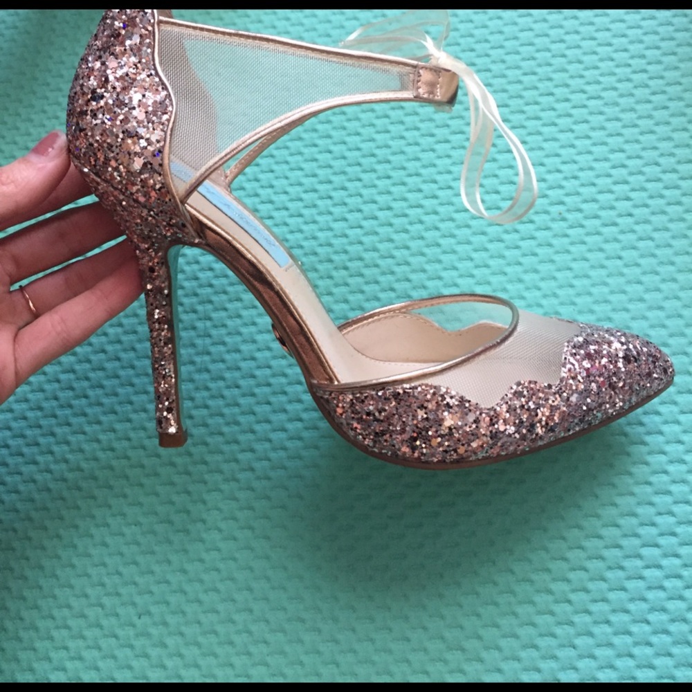 Betsey Johnson Pumps