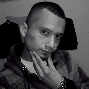 Meet your Posher, Carlos