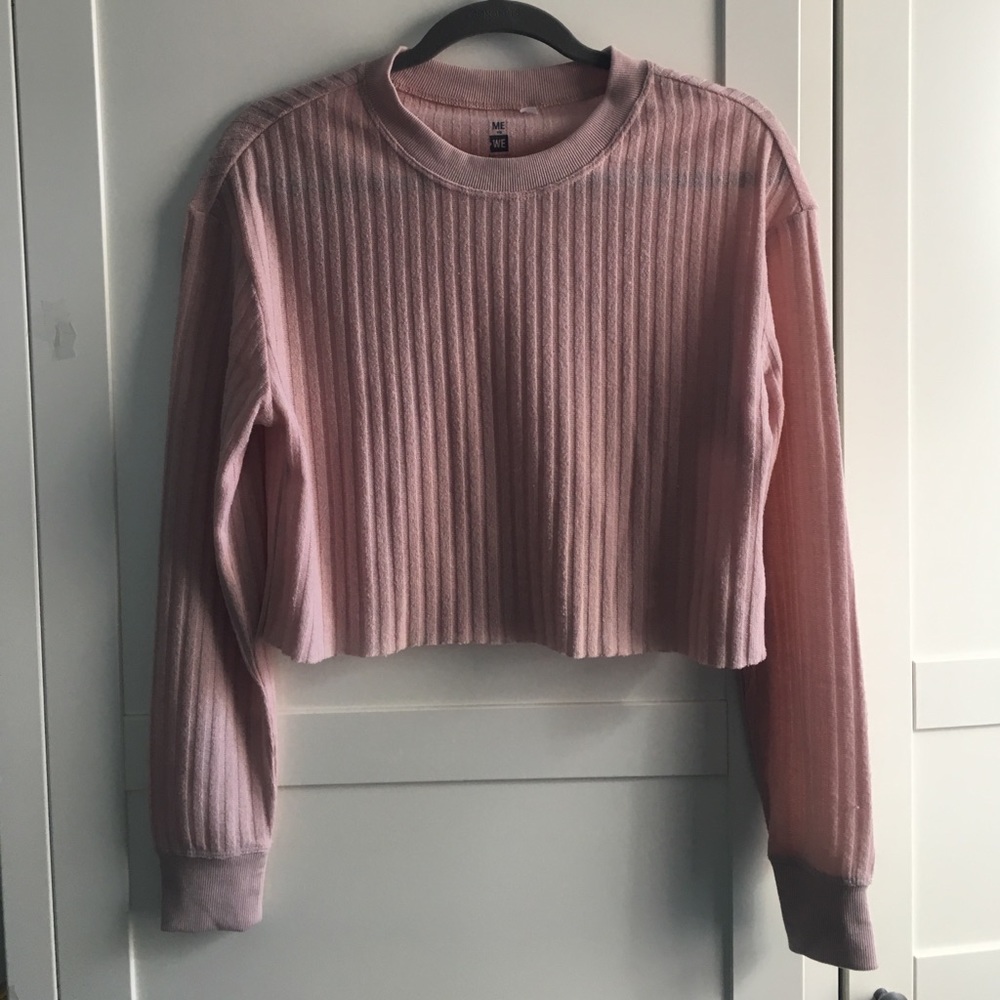 Ribbed pink cropped sweater