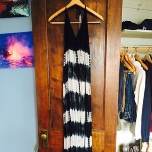 Enti Maxi Dress