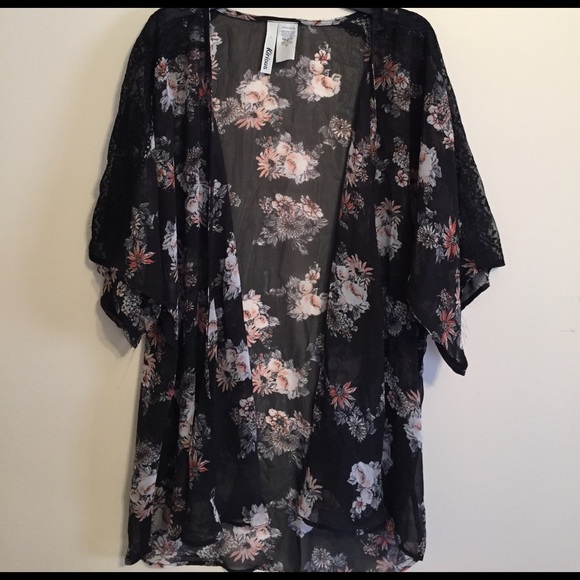 LuLaRoe Other - FINAL PRICE✨Removing today✨Gorgeous Cover Up/Robe