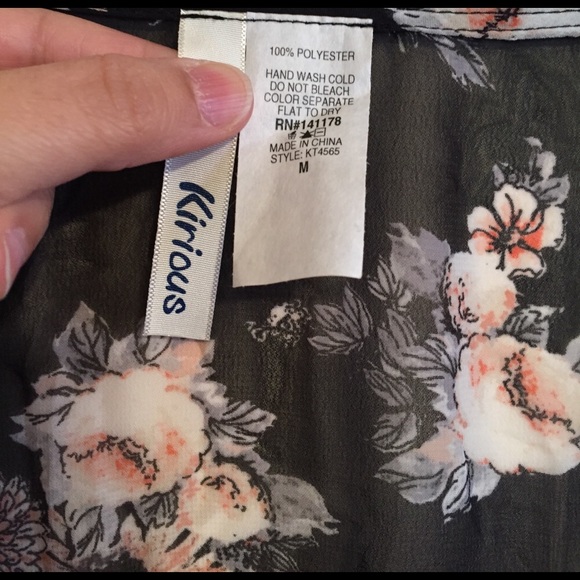 FINAL PRICE✨Removing today✨Gorgeous Cover Up/Robe - Picture 4 of 5