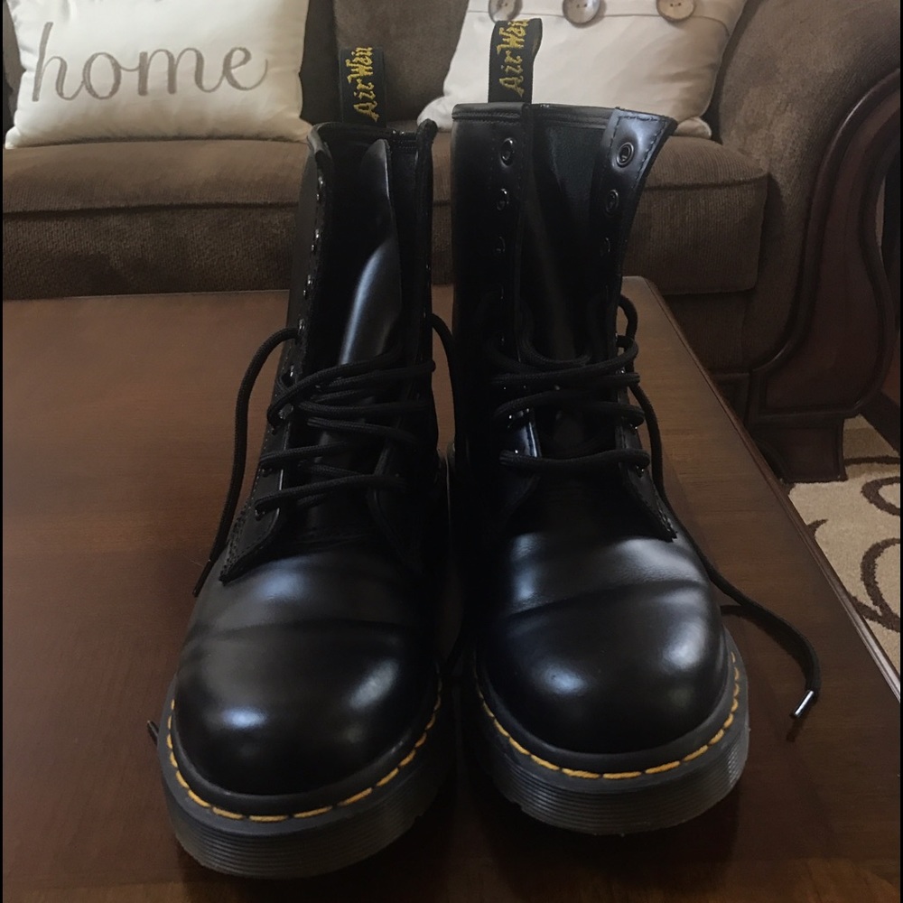 Black Dr. Martens 1460 Boot