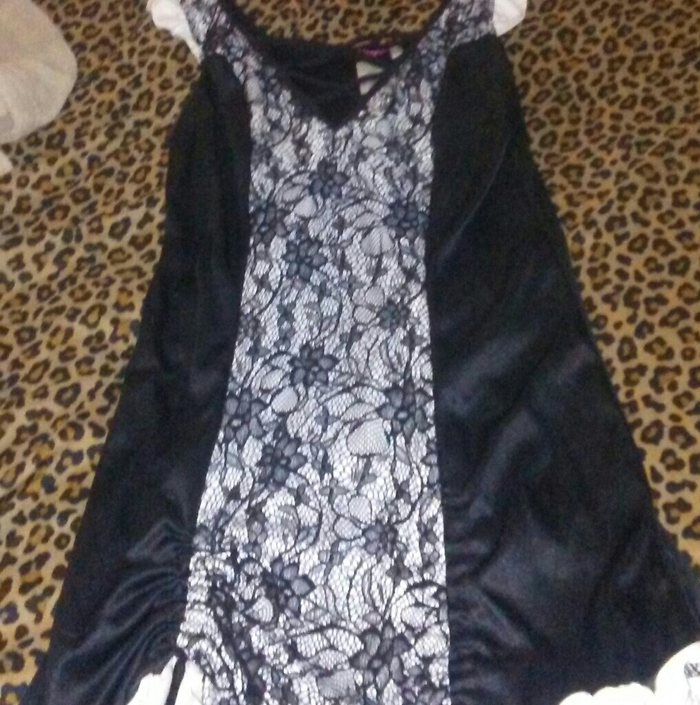 Costume