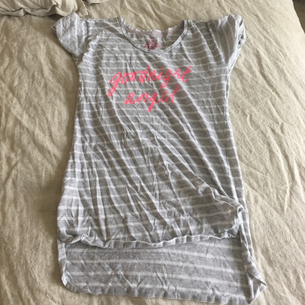 Victoria Secret Sleep Shirt XS