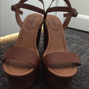 Brown Wedges