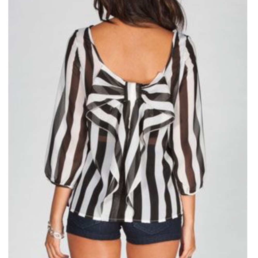 Striped bow back top