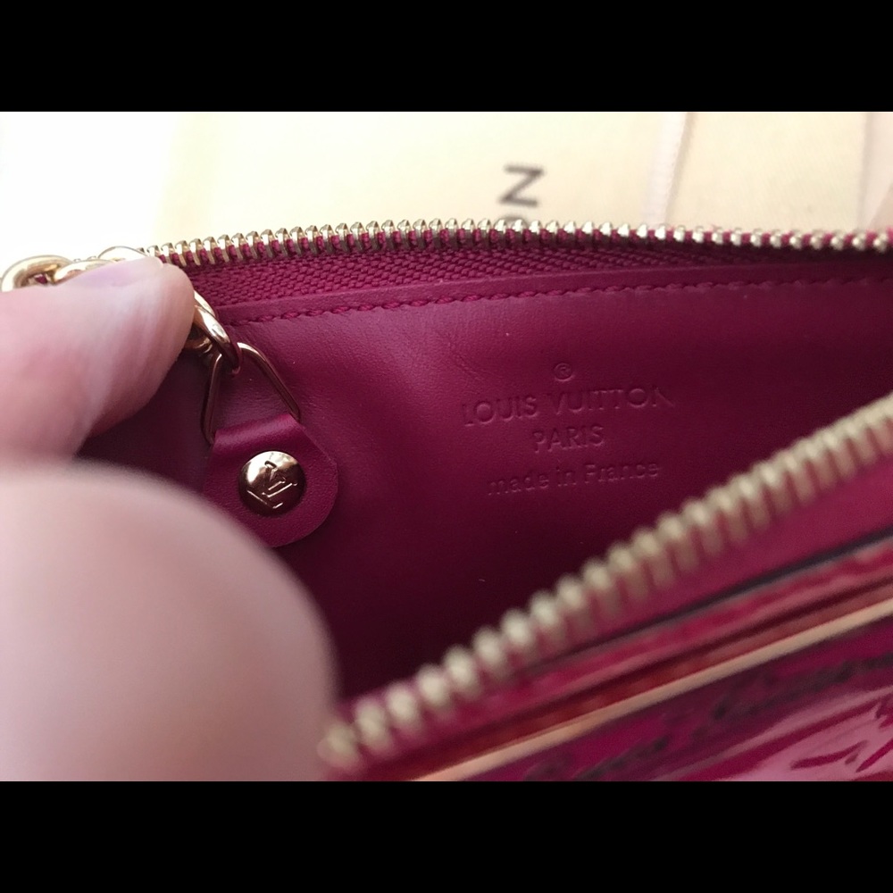 *SOLD*Louis Vuitton Vernis Key Cles - Picture 7 of 8