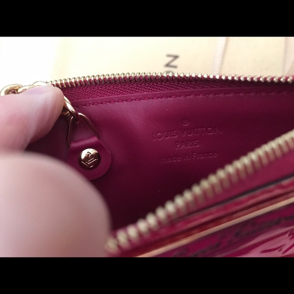 *SOLD*Louis Vuitton Vernis Key Cles - Picture 7 of 8