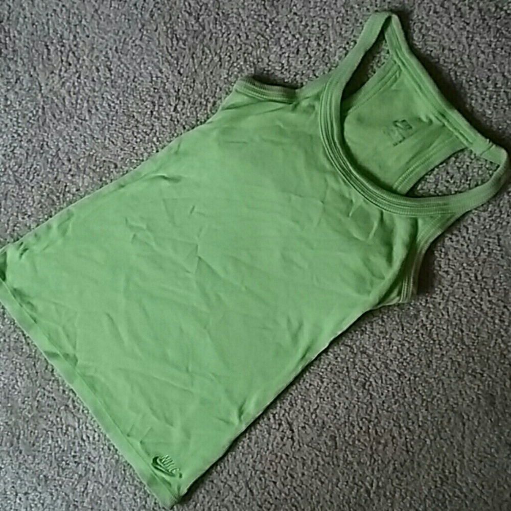 Nike workout tank top