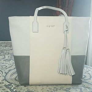 Brand new Nine west tote used once H13" W 15"