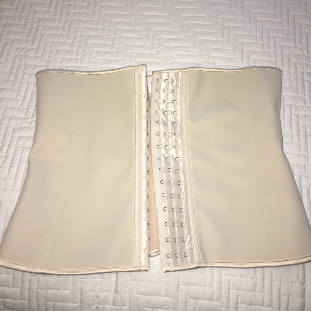 Nude Waist Trainer