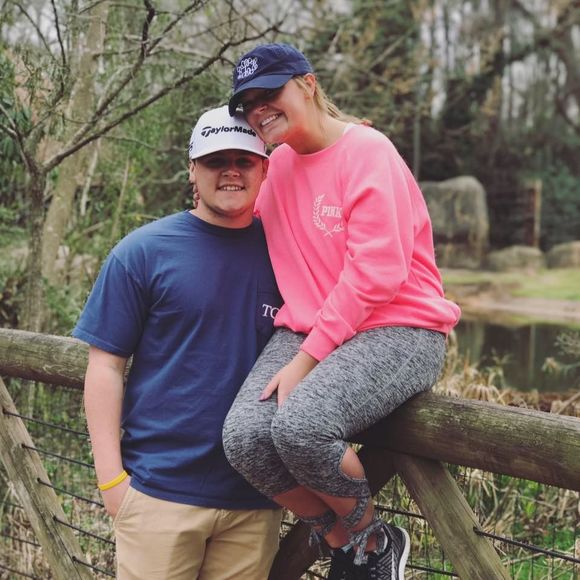 Meet your Posher, Briana - Picture 1 of 1