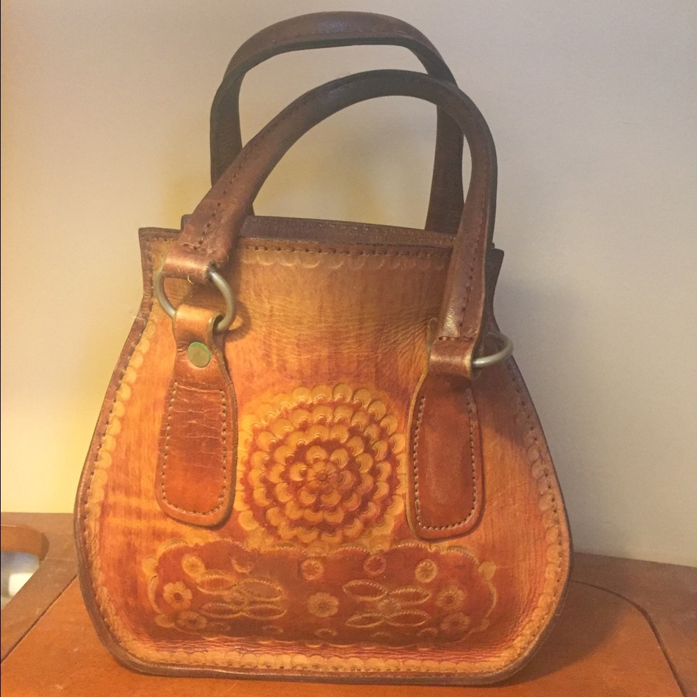 Vintage leather purse
