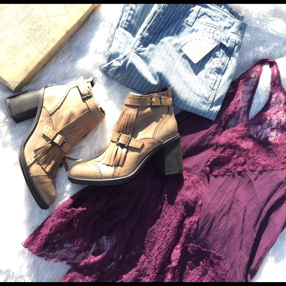 READ1st* LAST PAIR FIRM 🎉Free people booties - Picture 5 of 7