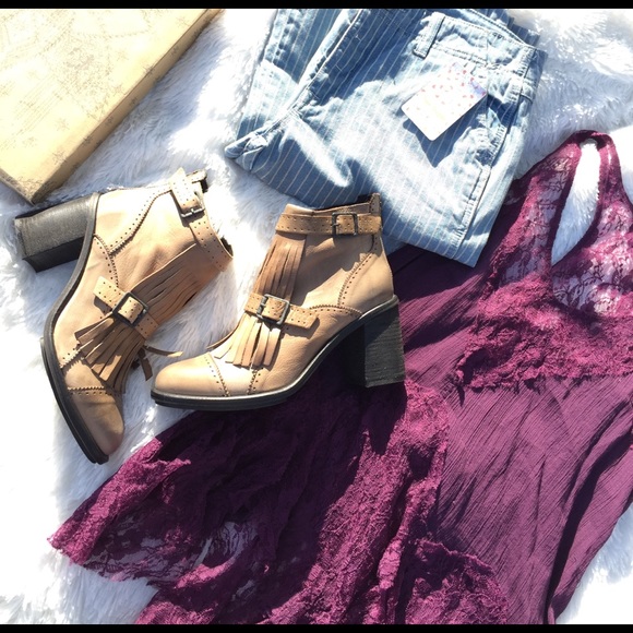 READ1st* LAST PAIR FIRM 🎉Free people booties - Picture 5 of 7