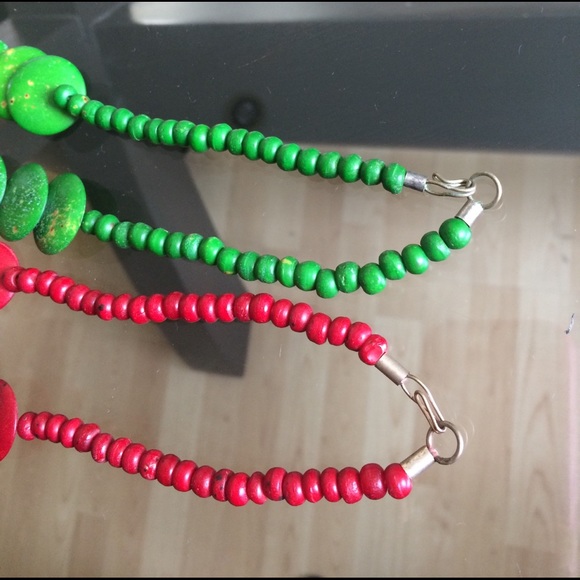 Flat round Beaded necklaces - Picture 4 of 4