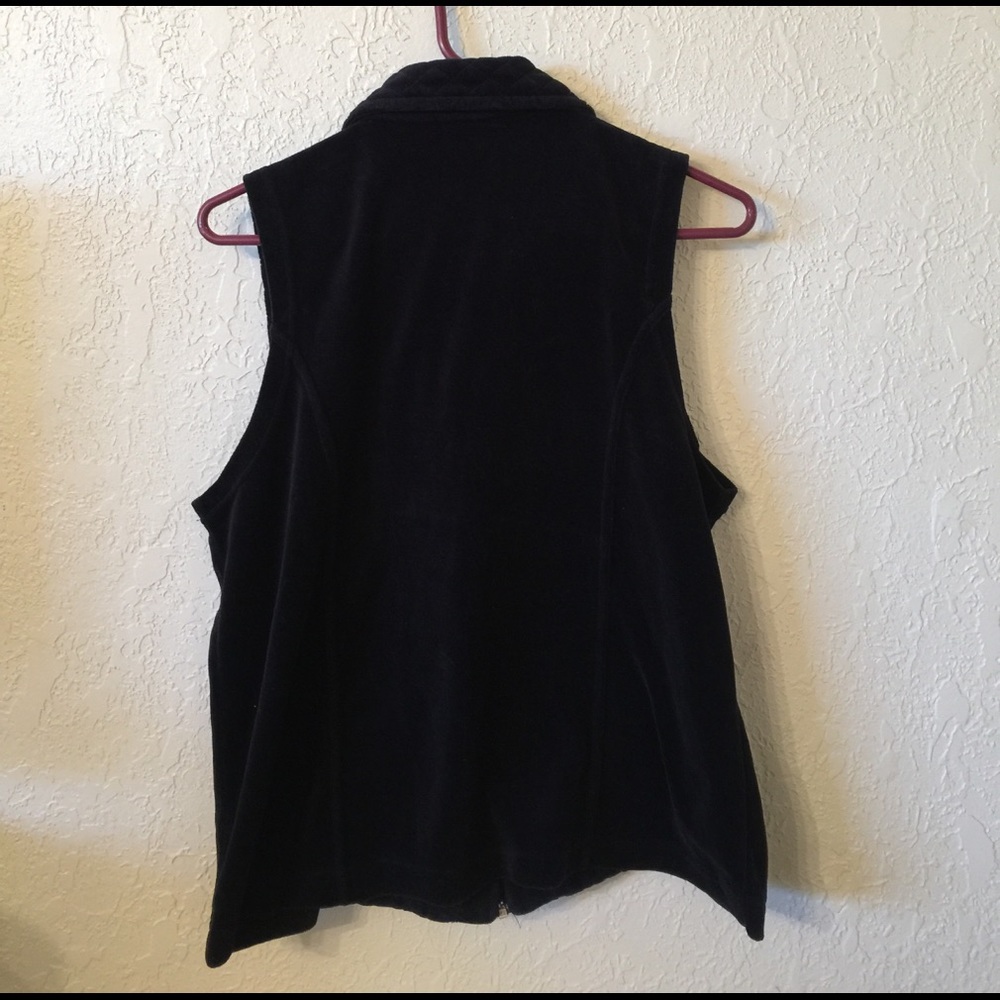 White Stag black velvet vest! - Picture 4 of 4