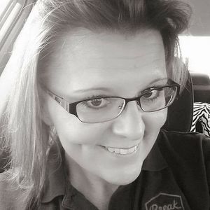 Meet your Posher, Crystal