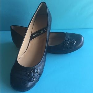 CL by Chinese Laundry black buckle flats