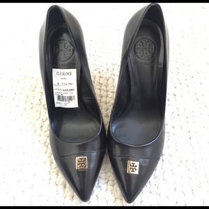 ✨TORY BURCH Angela pumps Size 5