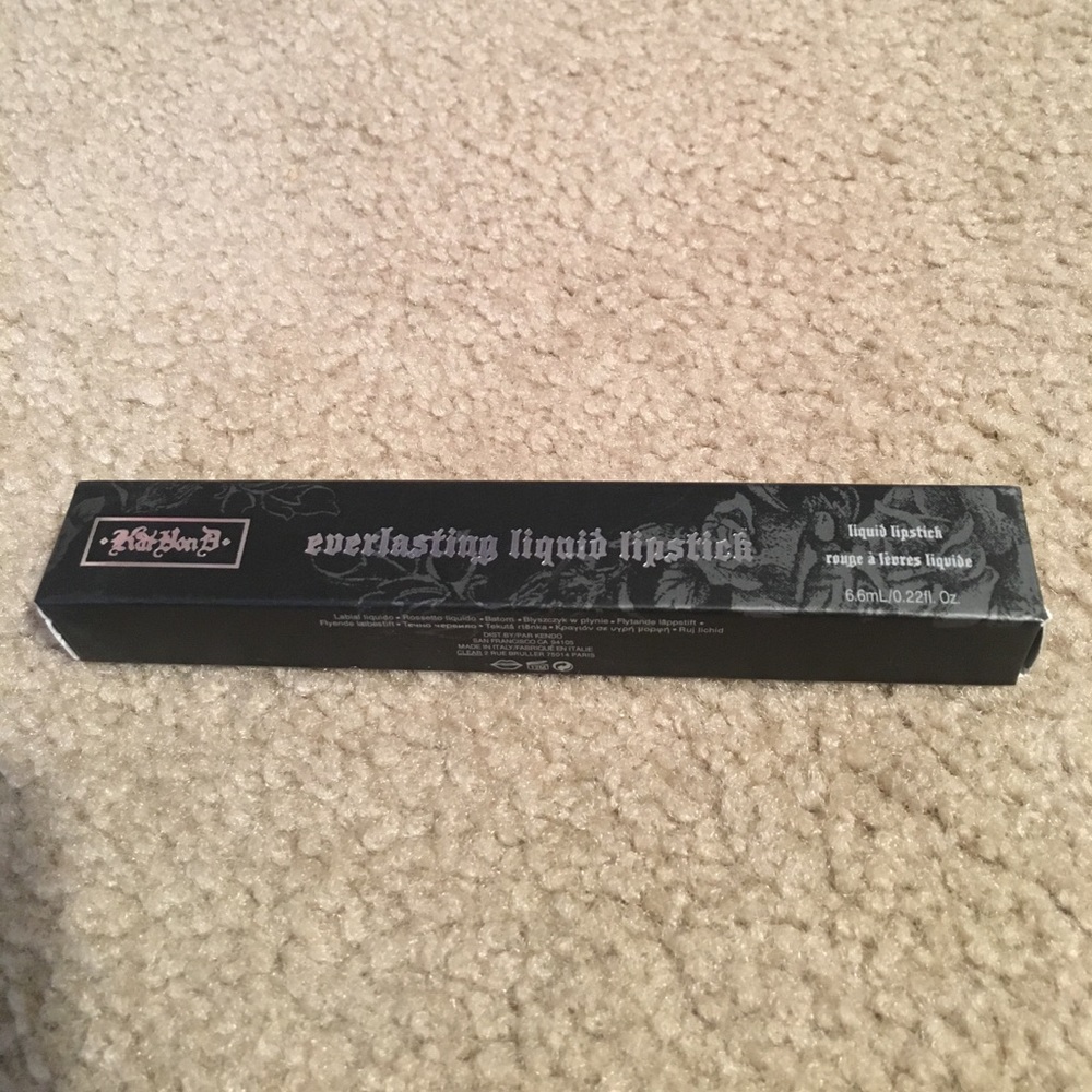 New Kat Von D Everlasting Liquid Lip Santa Sangre