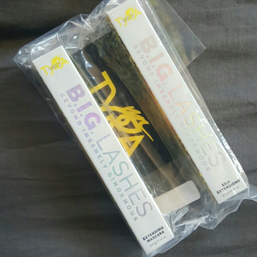 Tyra Beauty B.I.G. Lashes set - No Fiber Fallout
