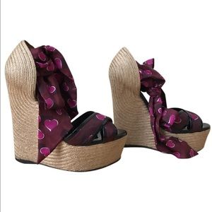 Gucci Carolina raffia and silk sandals